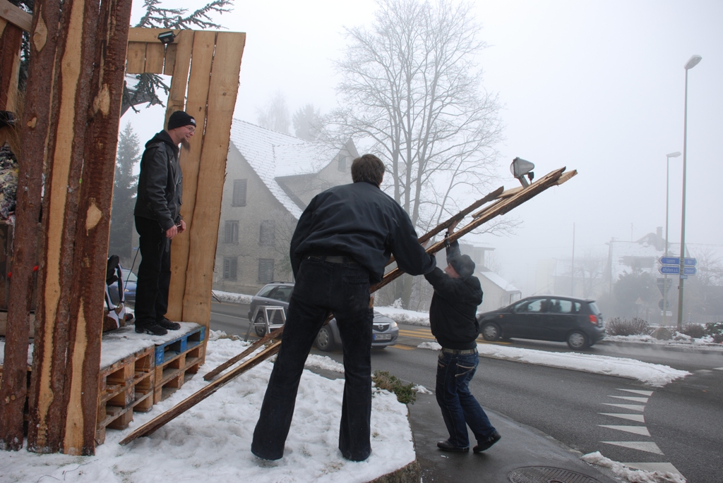 2009 VGH AufstellenKreisel 04