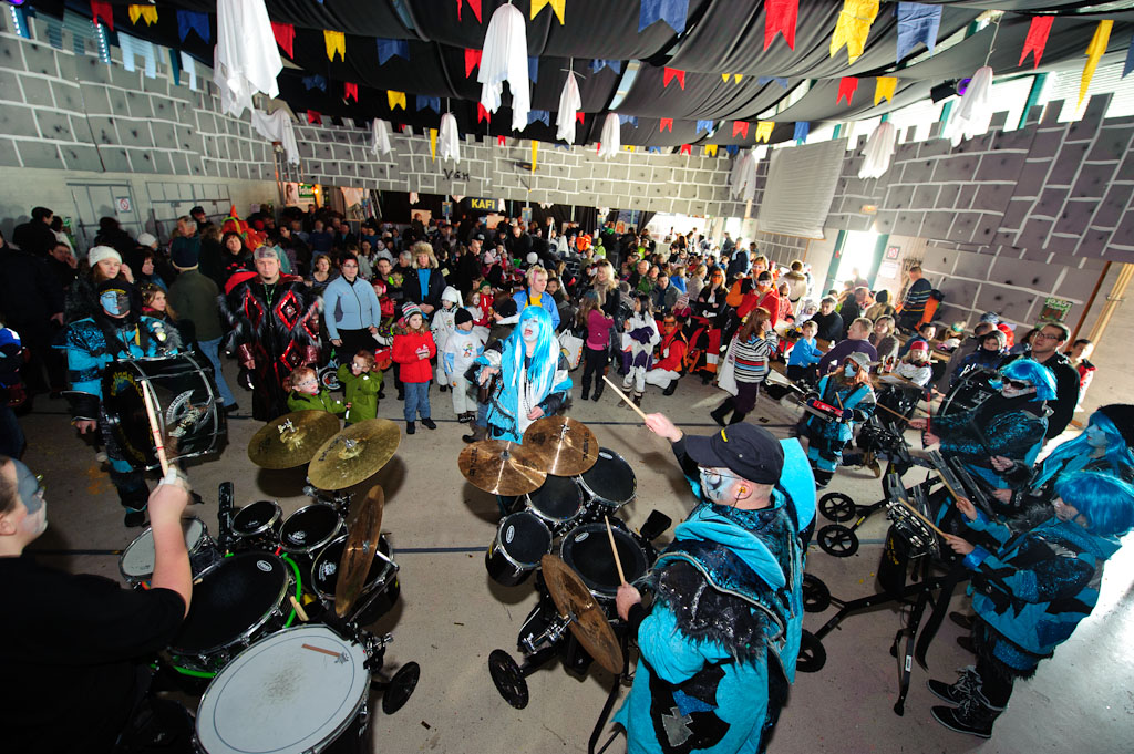 Hedingen, 2012-02-04, Fasnacht Umzug Hedingen im Schachensaal (Rudi Eiermann)