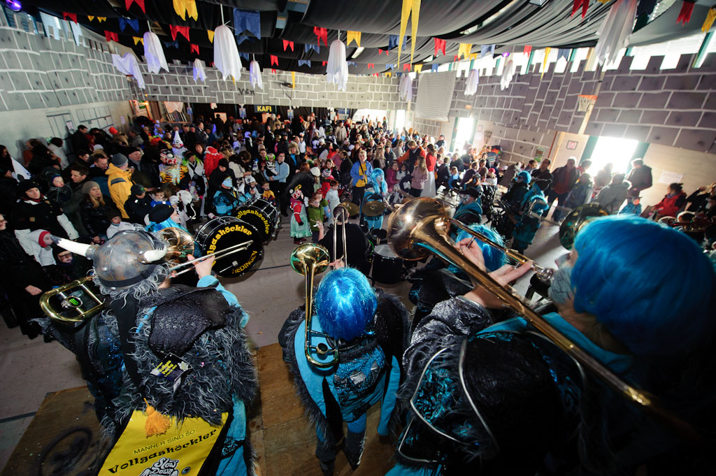 Hedingen, 2012-02-04, Fasnacht Umzug Hedingen im Schachensaal (Rudi Eiermann)